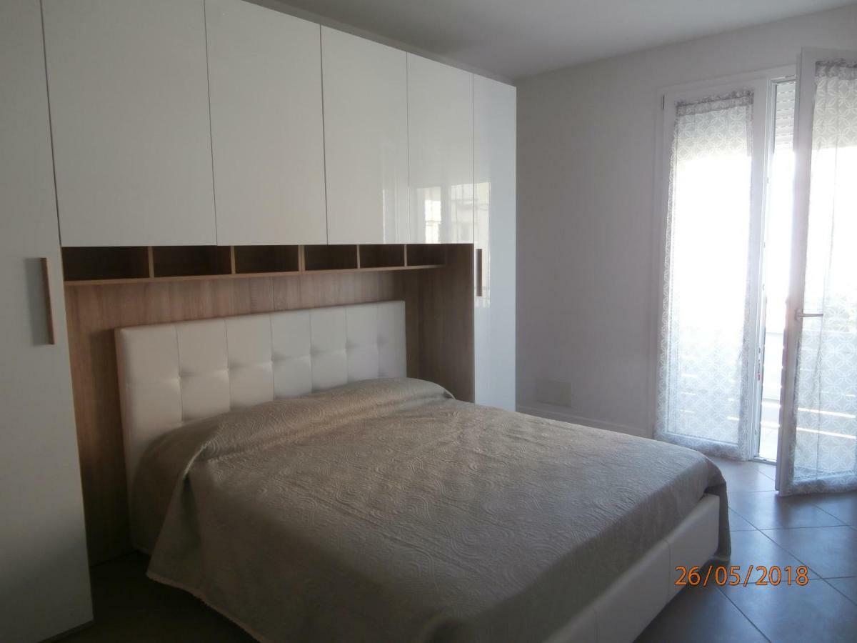 Nuovo Bilocale In Via Lagomaggio, 31 Rimini Exterior foto